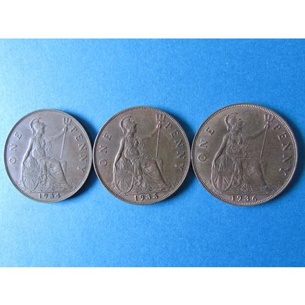 THREE GEORGE V PENNIES 1934,1935 & 1936 DATE RUN. (ebid)