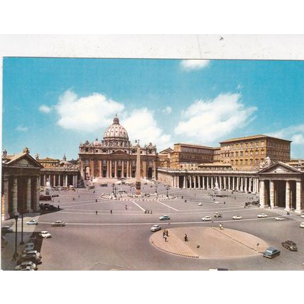 Roma Piazza S Pietro Italy Postcard unused corner crease