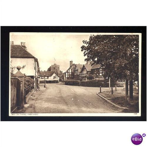 Berkshire MAIDENHEAD Bray-on-Thames Postcard (35389)