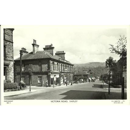 Yorkshire SHIPLEY Victoria Road Postcard (Lilywhite SG.3)