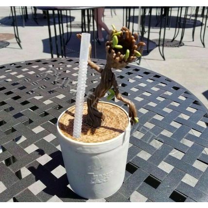 DISNEYLAND GROOT SIPPER MUG CUP W/ LID~NEW~LIMITED GUARDIAN OF THE GALAXY CUP