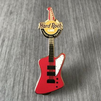 Hard Rock Cafe UYENO-EKI TOKYO 2004 MEMORABILIA Aerosmith GUITAR Series LE PIN
