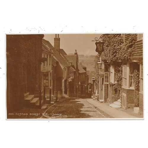 JUDGES PUBLISHED REAL PHOTOGRAPHIC POSTCARD OF MERMAID STREET RYE SUSSEX (1989)