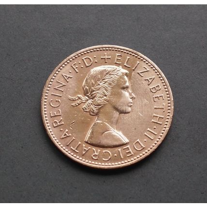 1964 Queen Elizabeth II Great Britain Bronze One Penny