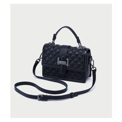 Women Cute Top Handle Crossbody Bag Stylish Tiny Clutch Handbag with Strap Black