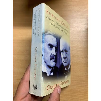 2000 "BURYING CAESAR" CHURCHILL, CHAMBERLAIN & TORY PARTY PAPERBACK BOOK (P3)