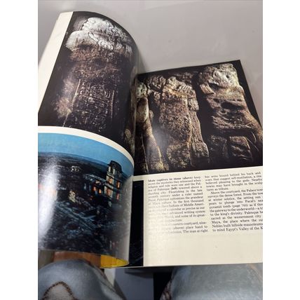 National Geographic Magazine December 1975 The Maya - Vintage Collectable