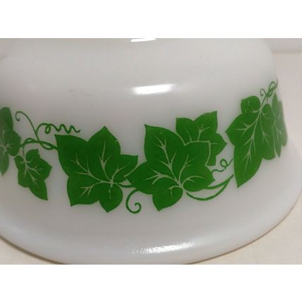 Hazel Atlas Ivy Round Glass Bowl - White w/ Green Leaves - Farmhouse/Decor