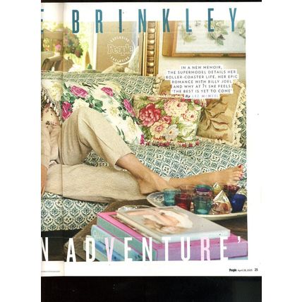 PEOPLE MAGAZINE April 28, 2025 CHRISTIE BRINKLEY TELLS ALL Chrissy Tiegen Harry