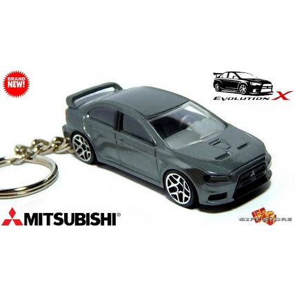 VERY RARE KEYCHAIN GREY MITSUBISHI LANCER