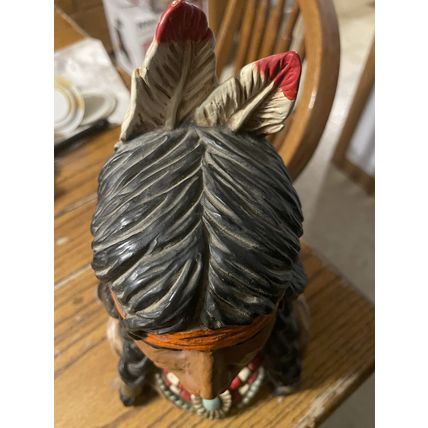 Indian Head Universal Statuary Corp 1966 Native American Chief Statue Antique