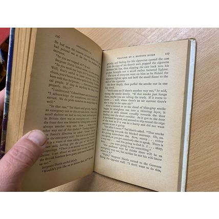 VINTAGE "OPERATION V.2." A R CHANNEL WW2 FICTION HARDBACK BOOK (P3)