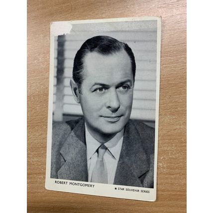 VINTAGE ROBERT MONTGOMERY ACTOR PHOTO "STAR SOUVENIR SERIES" #21 POSTCARD (LL)