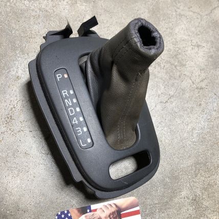 Volvo 9181360 Automatic Transmission Shift Indicator Panel 9181365