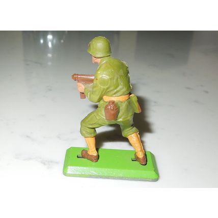 VINTAGE BRITAINS LTD DEETAIL USA AMERICAN TOY SOLDIER WITH MACHINE GUN