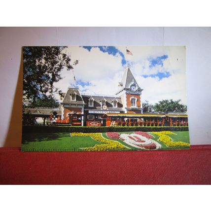 MAIN-STREET STATION, DISNEYLAND, California, USA unused postcard #