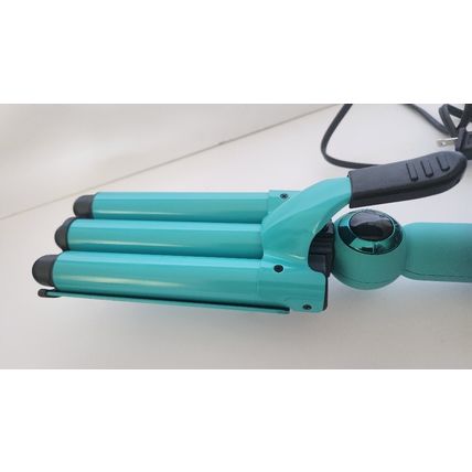Bed Head Wave Affair Jumbo 3 Barrel Hair Waver | Quick Styling and Serious Hold
