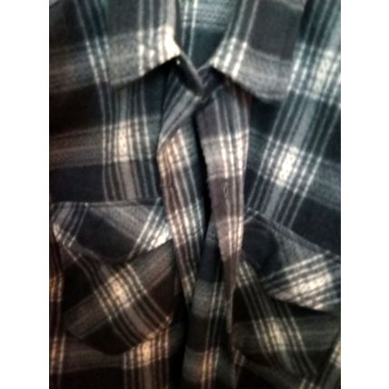 Men's Long Sleeved Fleece Overshirt in a Grey/Black Check, Size 43"-45" Chest.