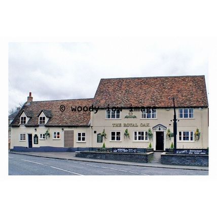 pu0169 - The Royal Oak Pub , Potton , Bedfordshire - print
