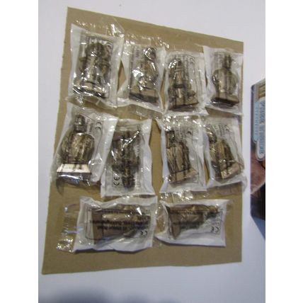 Kellogg`s Corn Pops 1999 Star Wars Statuettes Cereal Box & Set of 10 Sealed