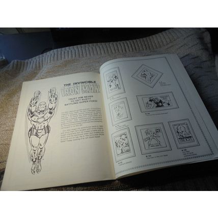 1976 OFFICIAL MARVEL COMICS SUPER HERO STAMP ALBUM BOOK!! VF/NM! $45.00 Shipped!