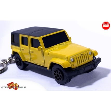 RARE KEYCHAIN YELLOW BLACK JEEP WRANGLER
