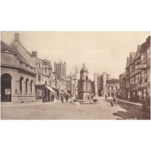 The Square, Wells Somerset Postcard (SM5533)