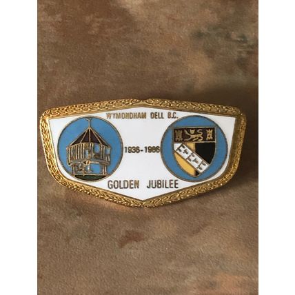 Wymondham Dell golden jubilee bowling bowls badge