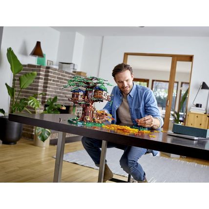 LEGO Ideas Tree House 21318, Model Construction Set for 16 plus Year Olds with 3
