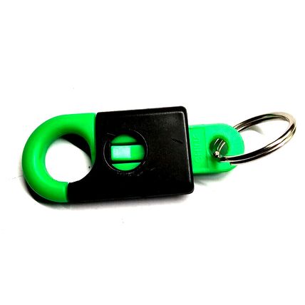 Walmart Pharmacy Plastic Advertising Clip Keychain (J14)