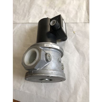 NEW 1-1/2" NPT KROM SCHRODER VG 40TN01NQ93 GAS SOLENOID VALV E,120VAC 410432,DG