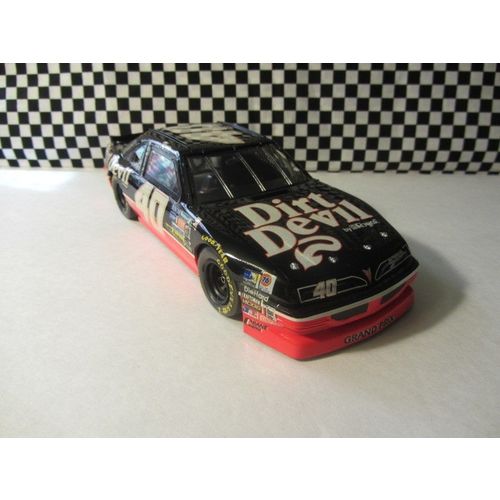 Kenny Wallace #40 Dirt Devil Pontiac Grand Prix