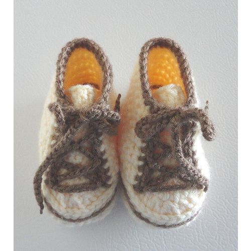 Baby booties #B014 crochet converse trainers tennis shoes footwear 6-9 months