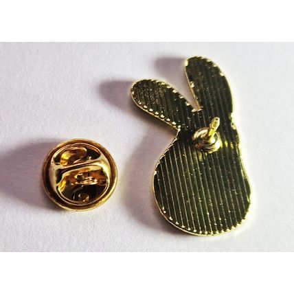 Novelty cute Anime style Bunny Rabbit Metal Lapel Pin Badge