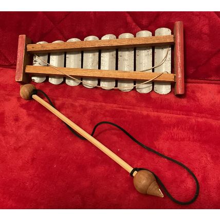 A Very Cool Vintage 1950’s Litho-tin Xylophone Japan Toy