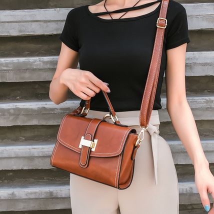 Women Retro Hollow Oil Wax PU Leather Handbag Brown