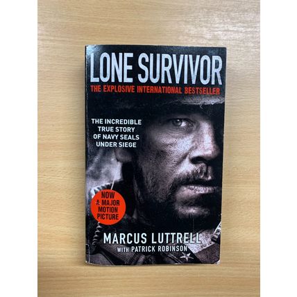 2014 MARCUS LUTTRELL "LONE SURVIVOR" NAVY SEALS TRUE STORY PAPERBACK BOOK (P3)