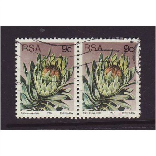 South Africa 1977 SG 422 Used Pair Flowers (D-257)