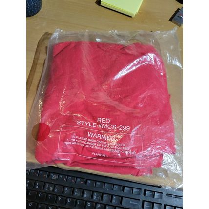 Marlboro Cigarettes Red Marlboro Country Store T Shirt New in package