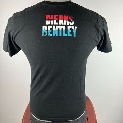 Dierks Bentley Freedom Medium T-Shirt Shirt Country Music Star