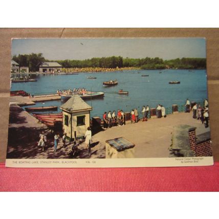 BOATING LAKE, STANLEY PARK , BLACKPOOL, LANCASHIRE unused postcard RP by Jarro =
