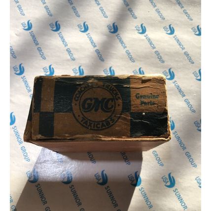 Vintage GMC Genuine Parts Gasket Box in Great Shape Considering the Age