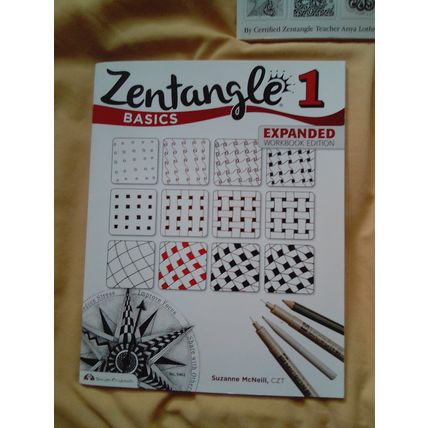 3 Zentangle Magazines Art Therapy Anya Lothrap & 1 & 2 Suzanne McNeill