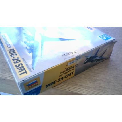 RUSSIAN FIGHTER MIG-29 SMY Model Kit 1/72 Scale. Zvezda (NEW)