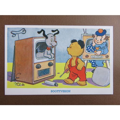 Set of 6 Sooty Postcards