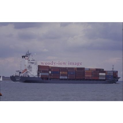 SLXZ660 - German Containership - Ville De Provence - Colour Slide