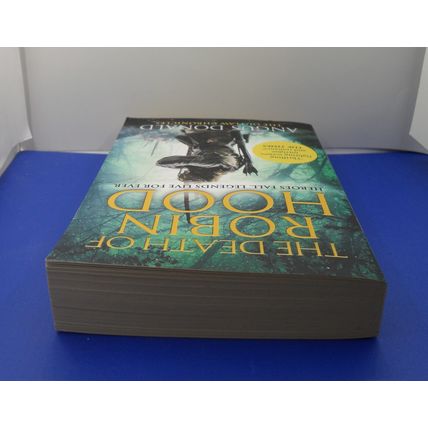 The Death of Robin Hood (Outlaw Chronicles), by Angus Donald | PB tpb VG