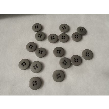 HH17 Gray Round Buttons 4 Hole Raised Center 15mm 5/8 Sewing 17 Pieces Craft