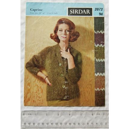 Vintage: Sirdar 2072 lady's jacket, Caprine, 34-40 inch