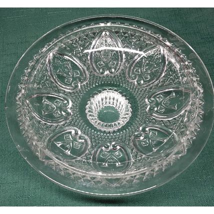 Vintage Cut Clear Glass Candy Dish W/Lid Malaysia KIG Heart & Roses